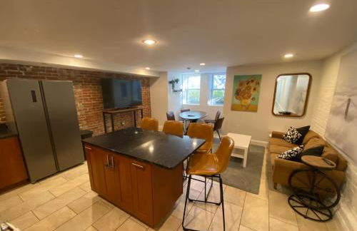 Spacious US Capitol 3BR Apartment with Free Parking - Foto 21