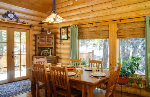 Lacys Log Cabin Alto Home with Mountain Views! - Foto 9