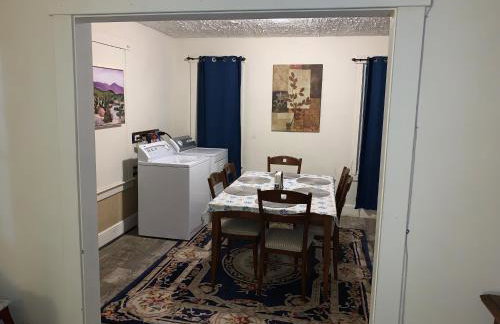 3 bedroom one bathroom townhouse - 20B Elm street Charlton Heights WV 25040 - Foto 3