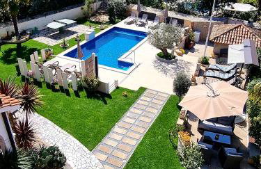 Apartment Villa Engel with Pool - Photo 2