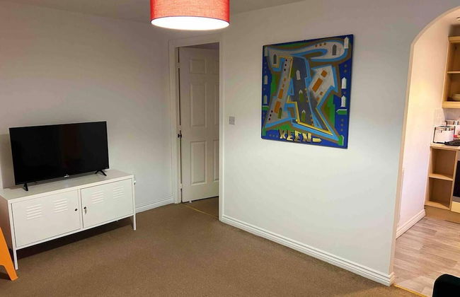 East London Apartment Near Station & Free Parking - Photo 15