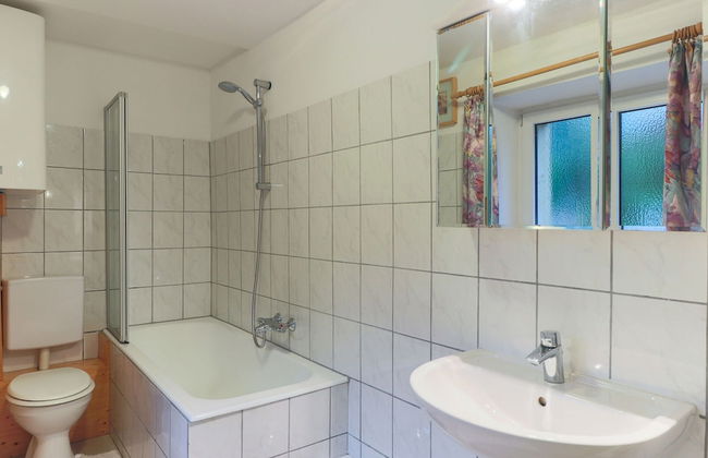 Central Apartment With Balcony, Terrace, Garden, Deckchairs - Foto 39