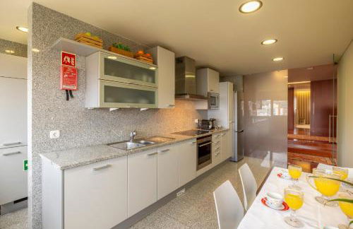 Panoramic City View Apartment - Guimarães - Foto 43