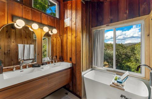 Glenwood Springs Mountain Getaway with Hot Tub and Riverfront - Foto 55