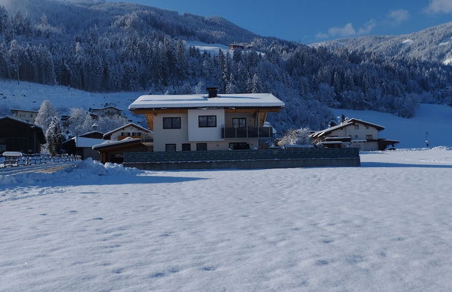 Chalet in Kaltenbach Near Ski Lift - Foto 1