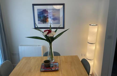 Number 15 Luxurious Two Bedroom Apartment - Photo 11