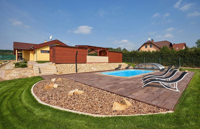 Cerna Kcg350 in Cermn - Foto 16