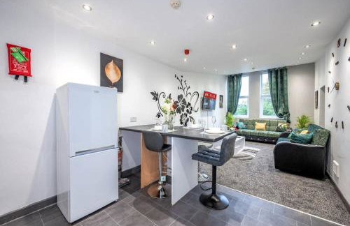 *F4GH for your most relaxed & Cosy stay + Free Parking + Free Fast WiFi * - Foto 8