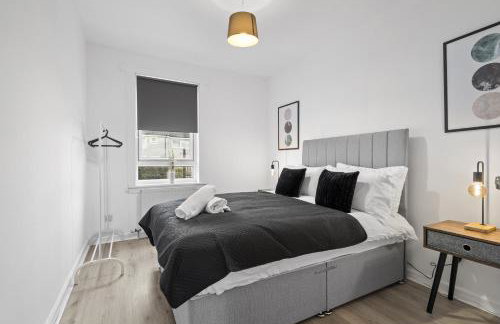 Welcoming Home in Johnstone, Near Glasgow Airport - Bonnie Lodgings - Foto 22