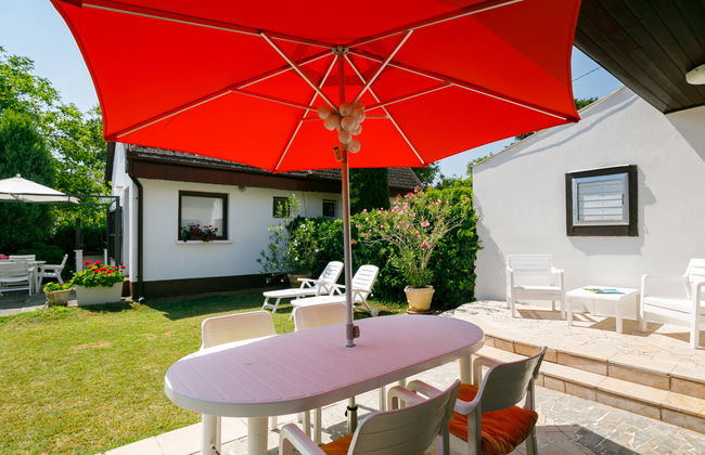 4 bedroom House in Balatonfenyves with garden and terrace - Photo 18