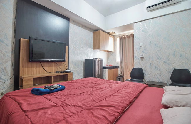 Apartment Green Lake View Ciputat by Celebrity Room - Foto 11