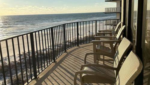 Oh Buoy! Catch the Breeze at This Beachfront Escape! Sleeps 8! - Foto 2