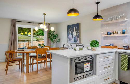 Serene Sunlit Retreat - Remodeled with EV charging and AC - Foto 18