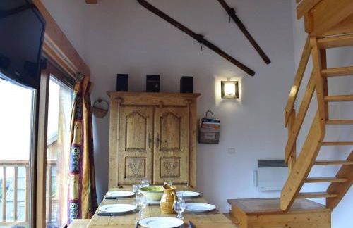 Charmant 2 pièces mezzanine, 6 pers, centre Méribel, proche pistes et commerces - FR-1-180-364 - Foto 1