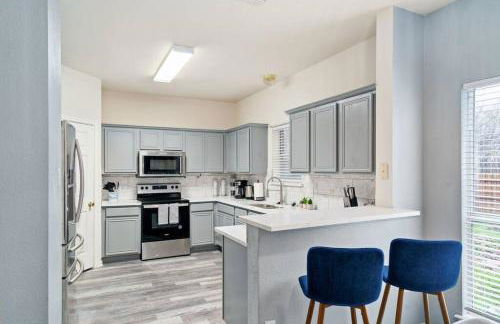 4BR 3BA Modern, newly remodeled, 16 ppl - Foto 4