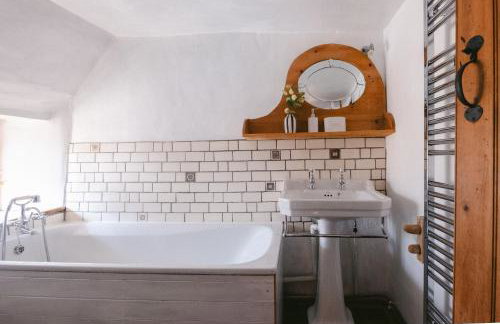 Family-Friendly Cotswolds Cottage with Log Burner, Garden, Sleeps 6 - Foto 8