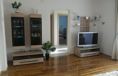 Over the skyline - Photo 52