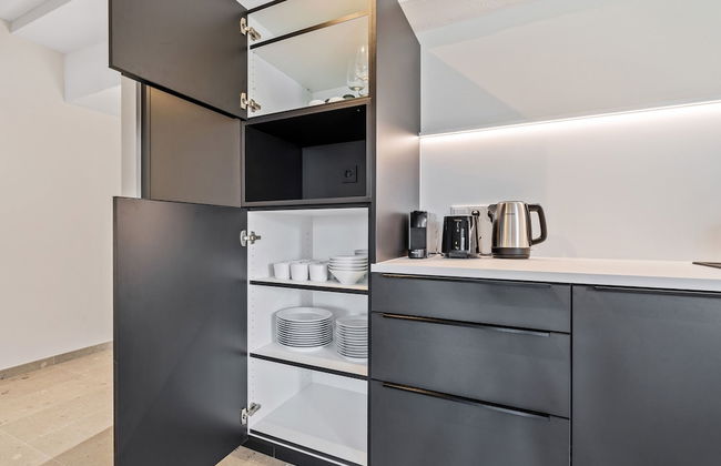 Clausen Charm Contemporary Retreat ID210 - Photo 11