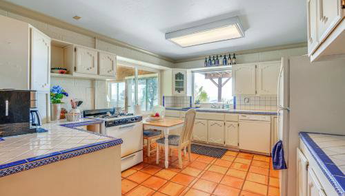 Sunroom + Sauna! Mtn-View Prescott Valley Home - Foto 4