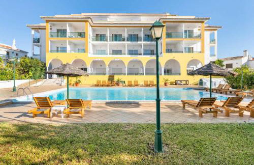 Apartamentos Turisticos Alagoa Praia - Photo 1