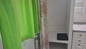 Studio Marmotte, quartier marais, terrasse en rez de jardin, matelas confort - Foto 5