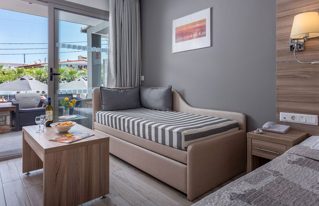 Dionysos Hotel & Suites - Foto 5