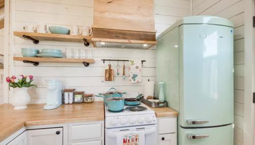 4-Acre Plot Farmhouse-Chic Retreat in Forest! - Foto 2