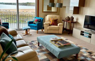 Beach Front Apt 2 Bedrooms 2 Bathrooms St Andrews - Photo 15