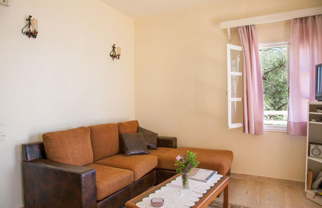 Villa Amalia Large Private Pool Walk to Beach Sea Views A C Wifi - 2120 - Foto 76