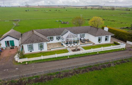 Alton Villa, Sleeps 12, Great for Families, Undercover Hotub & Games Room - Foto 24