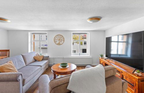 Sabina Monteurwohnung I 75 Zoll TV I KÜCHE I BAD I BACKOFEN I - Foto 2