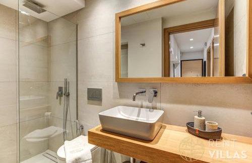 A1 - Luxury house with pool by goutos properties - Foto 19