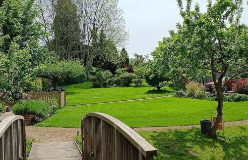 Idyllic with Stream - Hot Tub - Pet ok- Walk 2 Pub - Foto 8