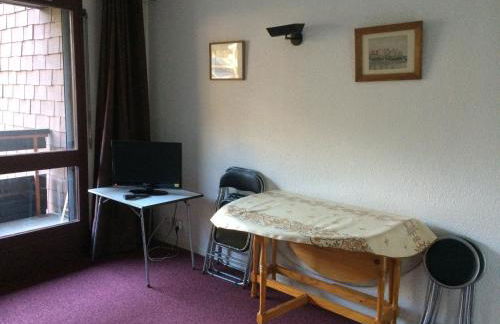 Studio 32m² proche pistes, balcon, parking, 4 pers. - FR-1-515-103 - Foto 3