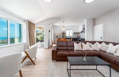 Villa Atopos with heated private pool, 5 bedrooms, Cinema room, panoramic sea views - Foto 13