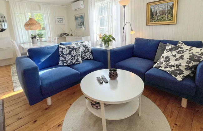 Cozy Cottage Near Beach in Ahus - Foto 9