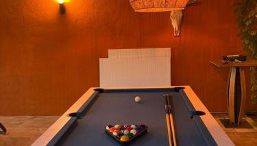 Villa Soleil Piscine Jacuzzi Pétanque Espace bbq billard et salons extérieurs - Foto 4