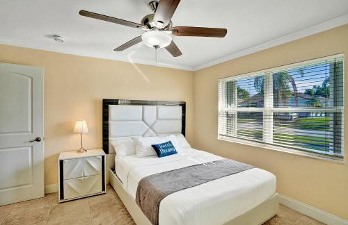 Deluxe Home Heated Pool & Jetted Tub near Beach - Foto 20