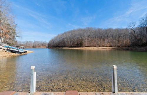 Lakeside Haven Dock/Slip Fire Pit Game Room Kayaks - Foto 19