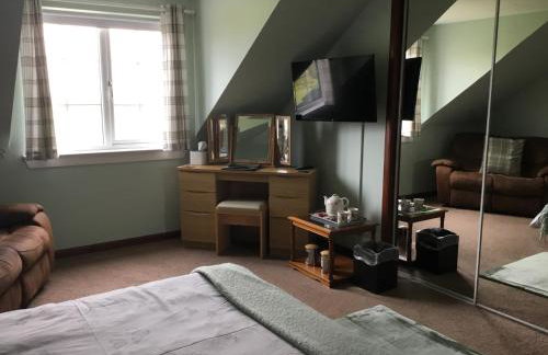 Woodcockfaulds House - Photo 49