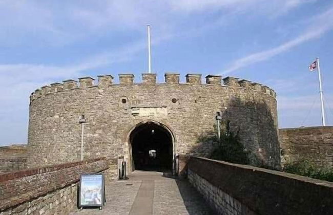 Victorian Rose Cottage - Photo 20