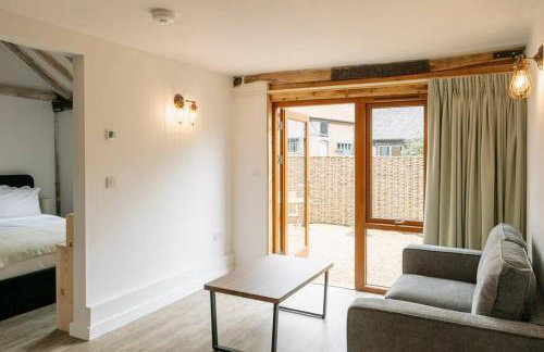 3 Henham Barns - Photo 1