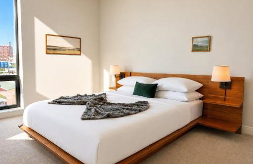 East Side Luxury 1BR Apt - Near Brady St with Balcony and Lounge - Foto 13