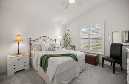 Cozy 2BR in The Villages With BBQ and 4 Seaters Golfcart King Bed - Foto 44