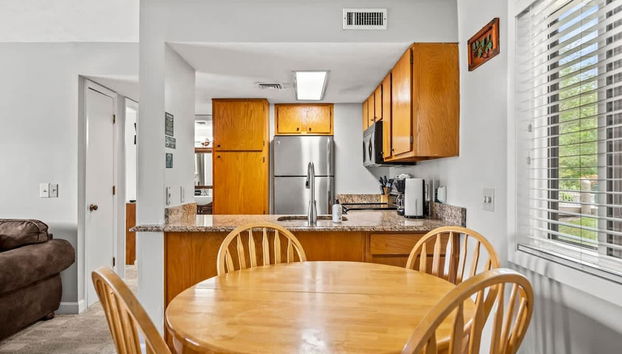 Mountain Views Indoor Pool Hot Tub Sleeps 4 - Foto 2, Habitación