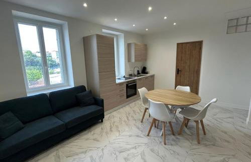 Appartement T3, Wi-Fi ,climatisé 2ème étage et dernier étage - Foto 3