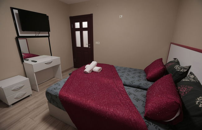 Ayder Suit - Photo 2