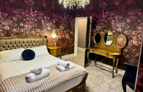 Secret Garden House - 7 bed Manor House with Hot Tub and Magical walled Gardens - Foto 2