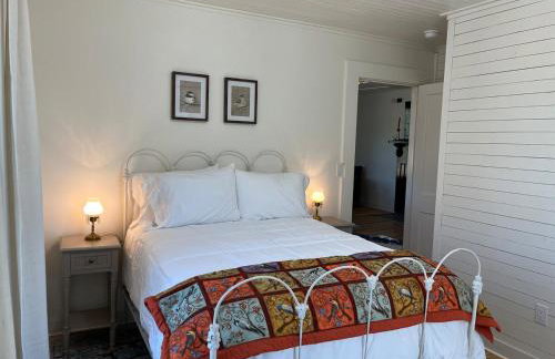 In the Woods by a Pond! Sugar Ranch Guest House! - Foto 59