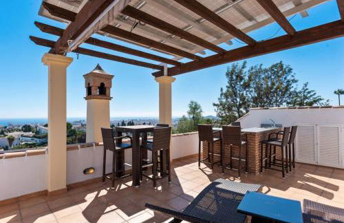 Infinity pool mansion by Costarentals - Ref 85 - Photo 62